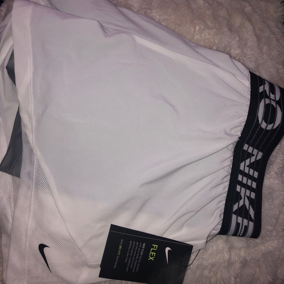 nike womens pro flex shorts